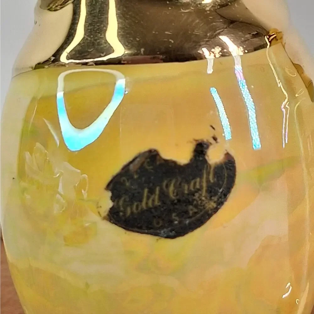 Vintage Gold Craft Yellow Lusterware Salt & Pepper Shakers 22-karat Gold Accents